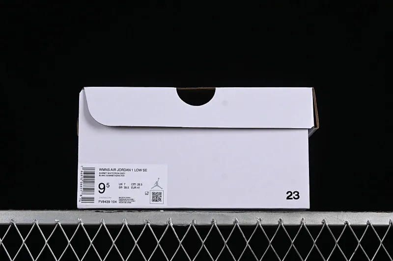 All categories Air Jordan Jordan series basketball shoes Air Jordan 1 Low G version pure original Air Jordan 1 Low "Flight Vintage" AJ1 Joe 1 old white and blue low-top cultural casual sneakers FV8439-104